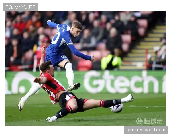 撕开对方后防线，本赛季帕尔默边锋盘带更胜上季